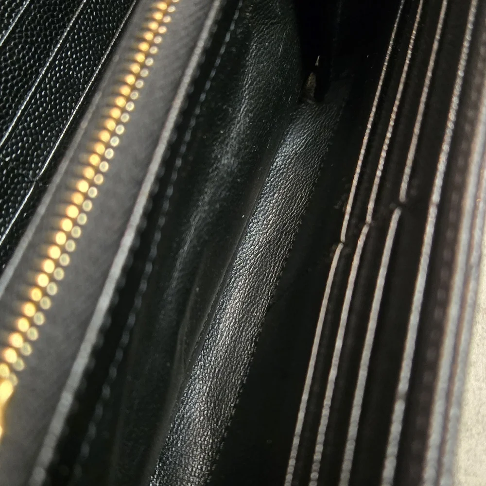 Saint Laurent Grain De Poudre Matelasse Chevron Monogram Flap Wallet - Black - Picture 9 of 15